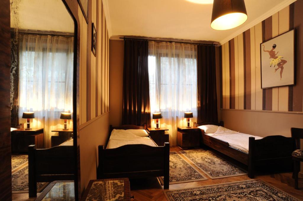 Twin Room,1233193763:JPEG